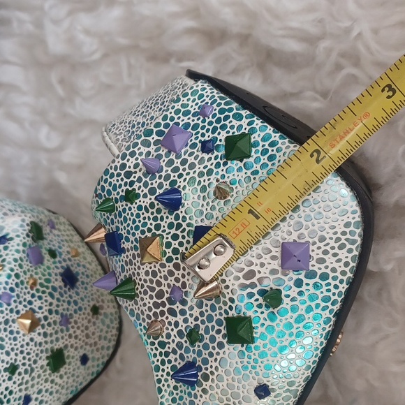 Dereon platforms - Picture 11 of 16